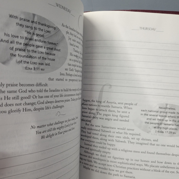 Daily Wisdom for Couples Devotional Journal Toni Sortor Pamela McQuade Book - Picture 8 of 16